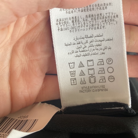 BCBGMaxAzaria Black Blouse - Picture 5 of 6